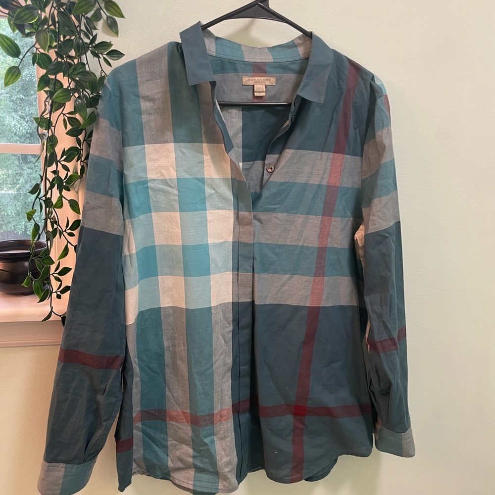 Burberry Woman’s Button Down